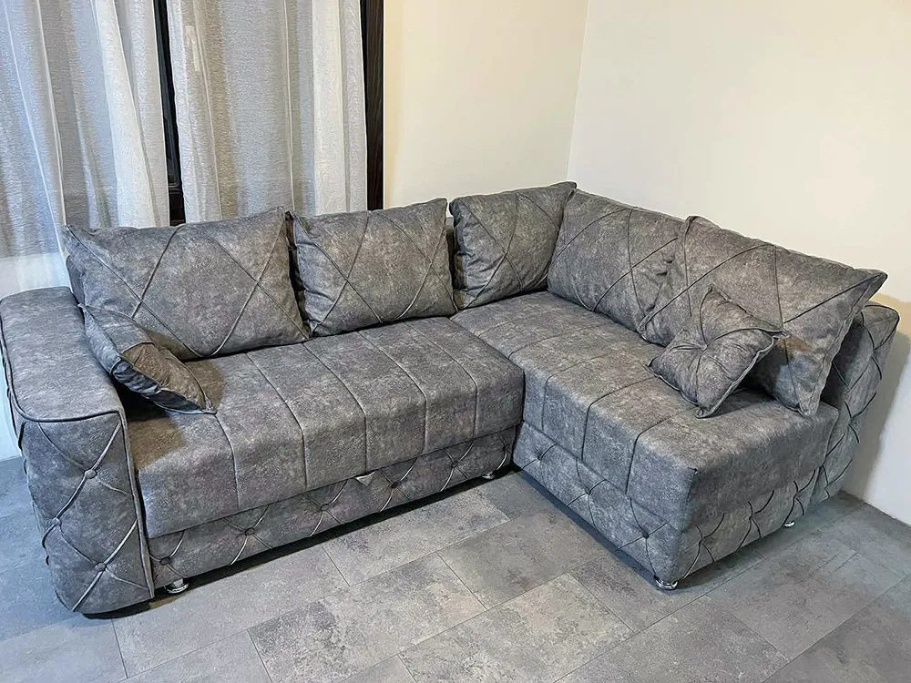 Kuba — ugaona garnitura, Kičma Trans
