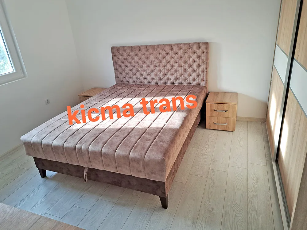 Francuski ležaj Čester — francuski ležaj, Kičma Trans